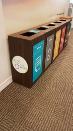 Contenedores y basureros timberecco