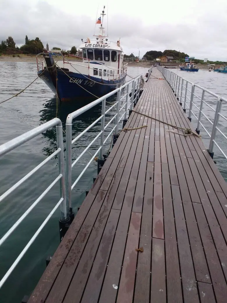 MUELLE FLOTANTE CALETA EL POYO