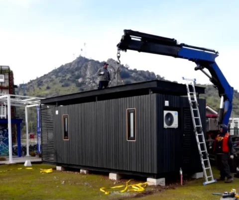 Artículo sobre Llegada Ecco Tiny a CTEC 2026 (timelapse)